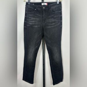 Cabi High Straight Jean Black wash size 10 style 3560
